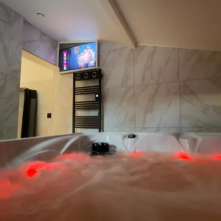 Lejlighed Cinema Jacuzzi